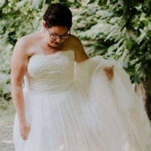 Meet your Posher, Caroline